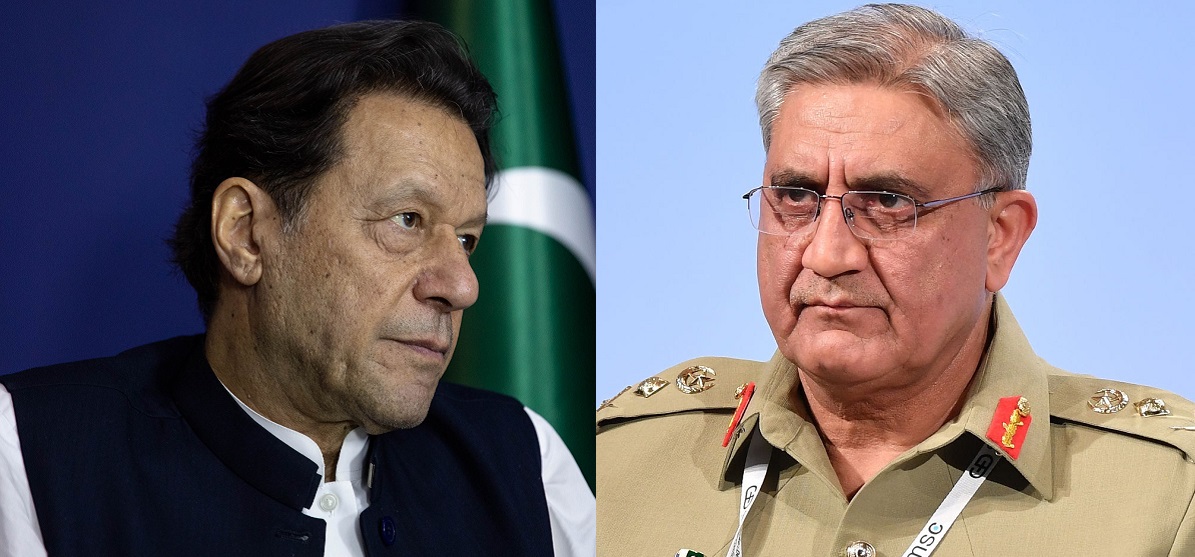 पाकिस्तानका पूर्वप्रधानमन्त्री इमरान खान (बायाँ) र सेना प्रमुख कमर जावेद बाजवा। फाइल तस्बिर